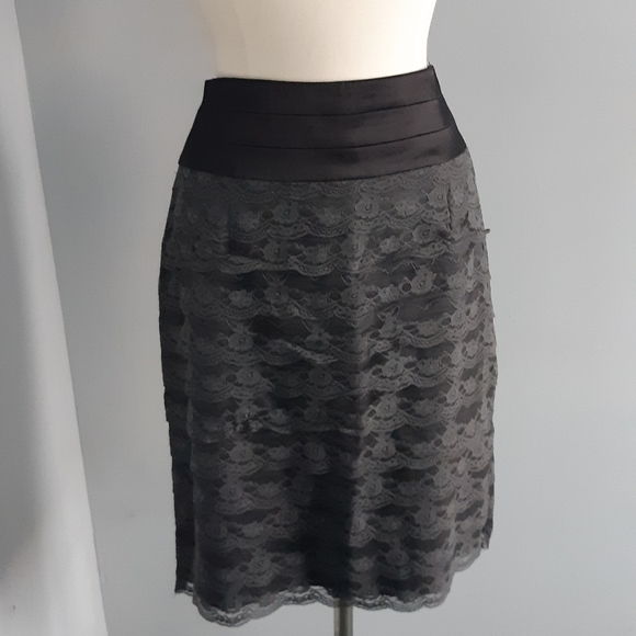 H&M lace Skirt size 12 - Picture 1 of 16